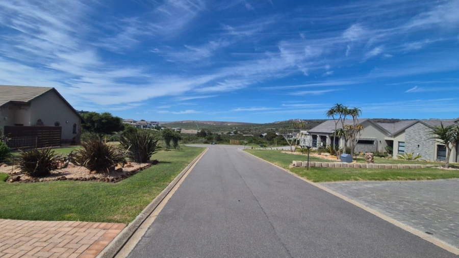 To Let 6 Bedroom Property for Rent in Num Num Cape Estate Western Cape